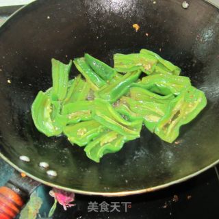 油焖辣椒的做法步骤：5