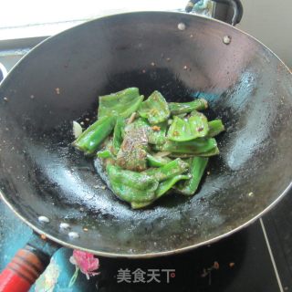 油焖辣椒的做法步骤：7
