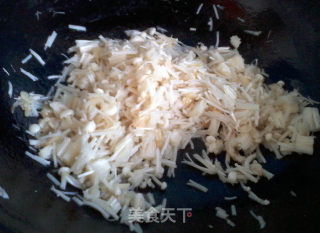 金针菇蛋花汤的做法步骤：4