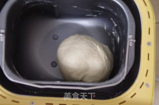 香肠面包 & 蜜红豆面包的做法步骤：4