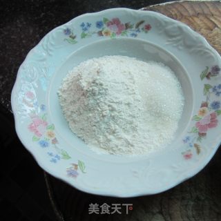烙大饼的做法步骤：1