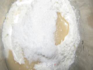 苏式莲蓉月饼的做法步骤：4