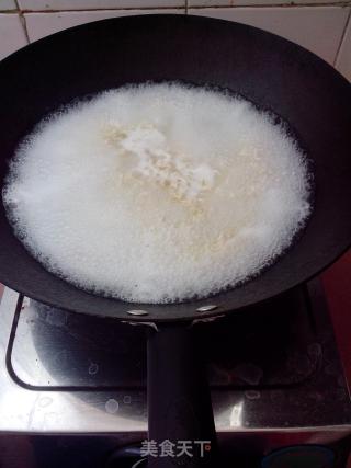 【丢掉速食拌面】茄子肉酱拌面的做法步骤：2