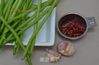 素煸菜梗的做法步骤：1
