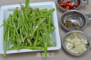 素煸菜梗的做法步骤：3