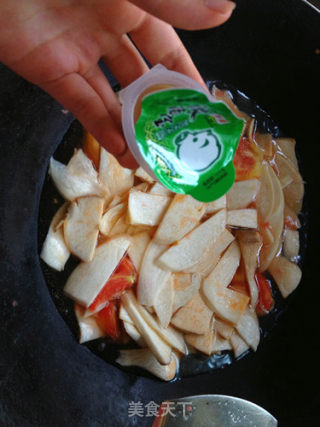 番茄木耳杏鲍菇汤的做法步骤：4