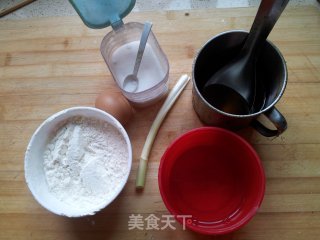 香酥饼的做法步骤：1