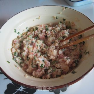 锅煎土豆猪肉馅饺子的做法步骤：3