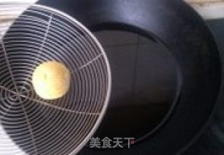 炸香芋地瓜丸子的做法步骤：2