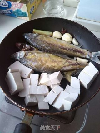 东北名菜——得莫利炖鱼的做法步骤：5