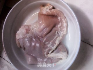 猪肚包苦荞的做法步骤：1