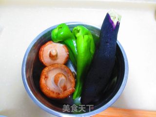 家常打卤面的做法步骤：1