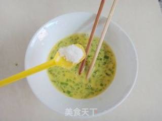 青椒煎鸡蛋的做法步骤：4