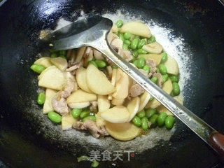毛豆里脊肉炒茭白的做法步骤：14
