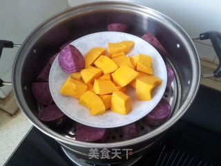 紫薯玫瑰的做法步骤：3