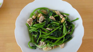木耳菜炒肉片的做法步骤：6