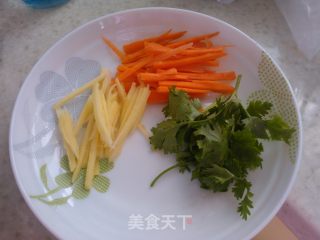 锅包肉的做法步骤：1