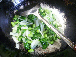 毛豆炒小白菜的做法步骤：10