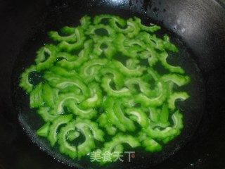 蜜汁苦瓜的做法步骤：4