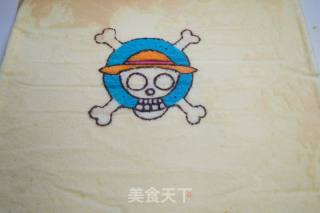 海贼王--路飞海贼旗蛋糕卷的做法步骤：15