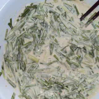 可作主食的五香韭菜碎的做法步骤：11