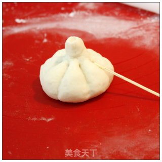 包子爱美要整形-----蒜形蔬菜包的做法步骤：11