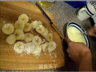 拔丝香蕉的做法步骤：1