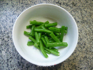 橄榄菜拌梅豆的做法步骤：5
