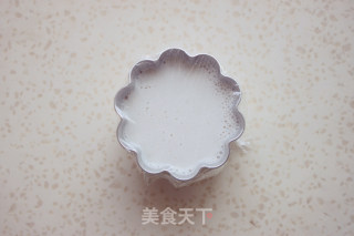 香蕉牛奶冻的做法步骤：5