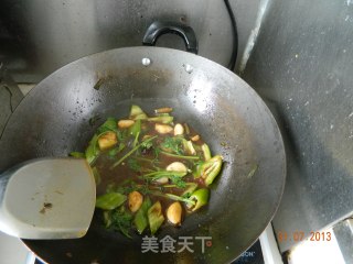 红烧鲫鱼的做法步骤：6