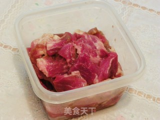 菠萝咕噜肉的做法步骤：3