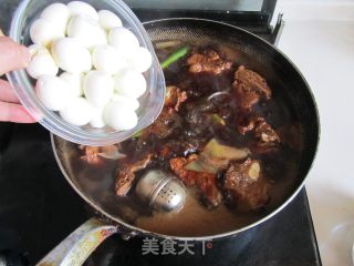 鹌鹑蛋烧排骨的做法步骤：9