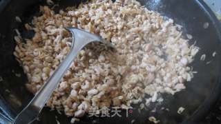 韭菜虾皮猪肉包子的做法步骤：11