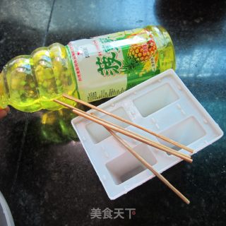 菠萝爽冰棍的做法步骤：1