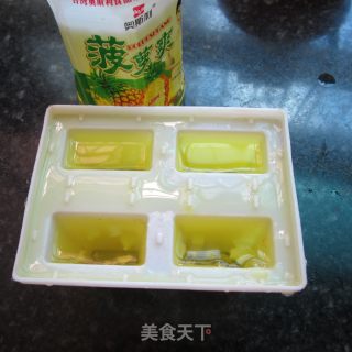 菠萝爽冰棍的做法步骤：3
