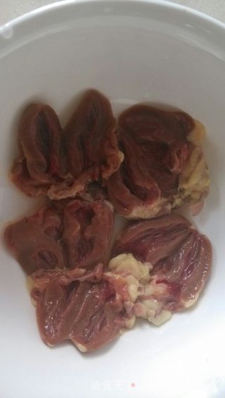 小炒鸡心的做法步骤：1