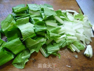 鹅血小白菜汤的做法步骤：3