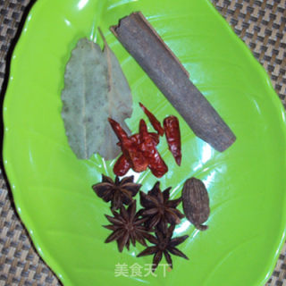 红烧肉的做法步骤：2