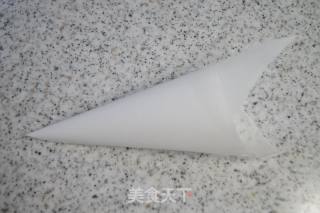海贼王--路飞彩绘蛋糕卷的做法步骤：4