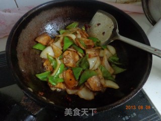 回锅肉的做法步骤：7