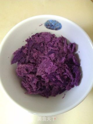 最适合夏季吃的~奶香紫薯薏米红豆饼的做法步骤：5