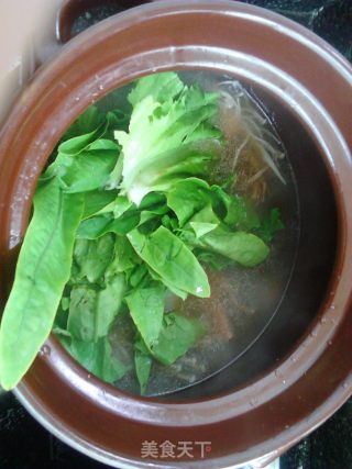 砂锅菌鲜汤的做法步骤：12