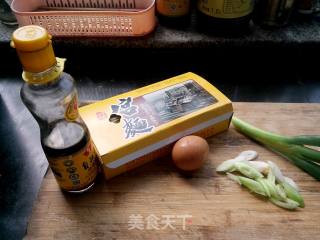 酱油泼面的做法步骤：1