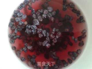 南瓜蓝莓干小馒头的做法步骤：1