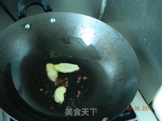 土豆烧肉的做法步骤：2