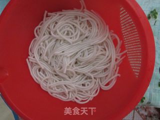 北方人喜欢的的美味   韭菜盒子（配上胡辣汤）的做法步骤：8