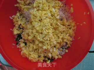 北方人喜欢的的美味   韭菜盒子（配上胡辣汤）的做法步骤：13