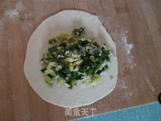 北方人喜欢的的美味   韭菜盒子（配上胡辣汤）的做法步骤：19