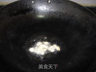 用自制泡椒炒猪肚的做法步骤：8