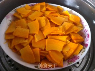 南瓜双面发糕的做法步骤：1